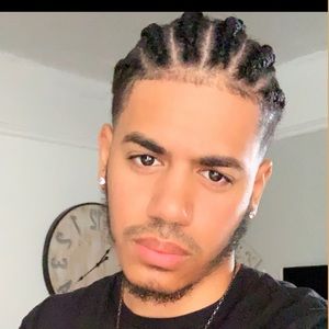 Meet your Posher, Amaury